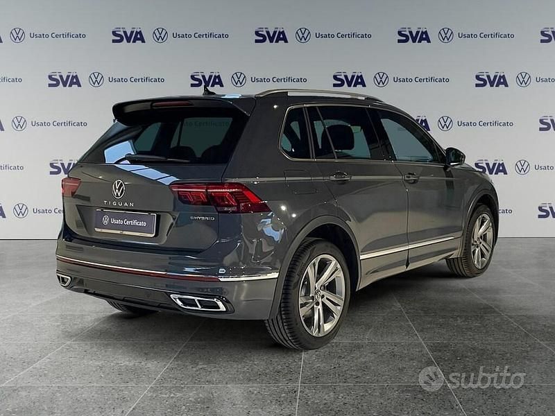 Usata VW Tiguan 245 CV (180 kW) 2023 Grigio SUV