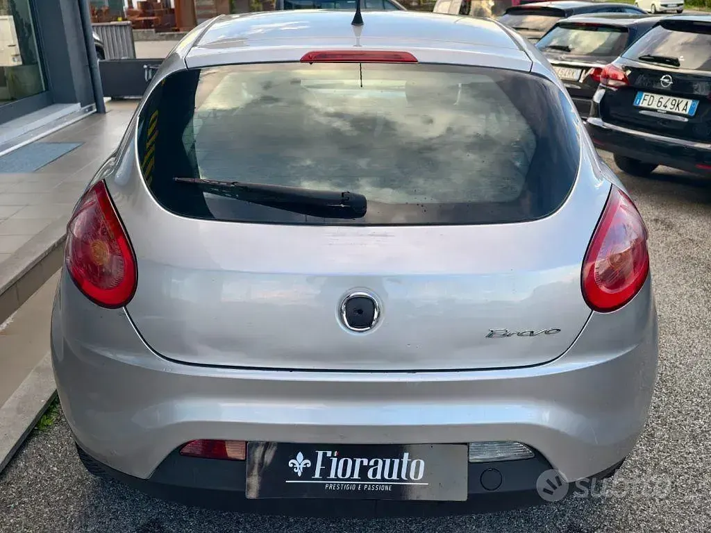 Usata Fiat Bravo Active 120 CV (88 kW) 2009 Grigio Utilitaria