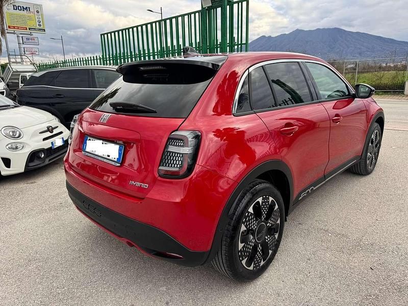 Usata Fiat 600 La Prima 101 CV (74 kW) 2024 Rosso SUV