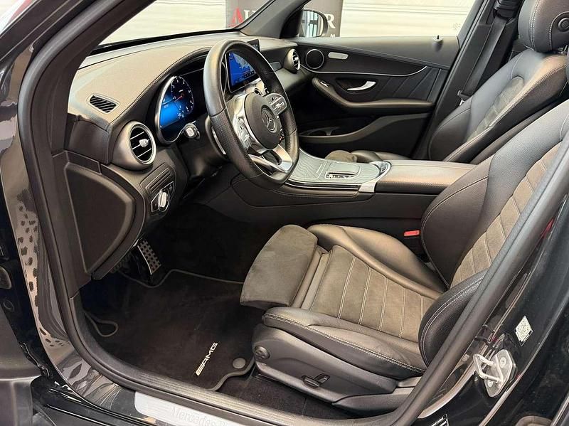 Usata Mercedes GLC200 Premium Plus 245 CV (180 kW) 2019 Scuro SUV