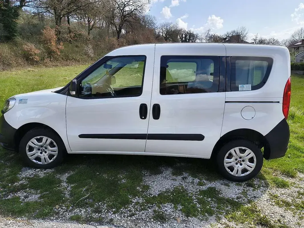 Usata Fiat Doblò 95 CV (69 kW) 2018 Bianco Monovolume