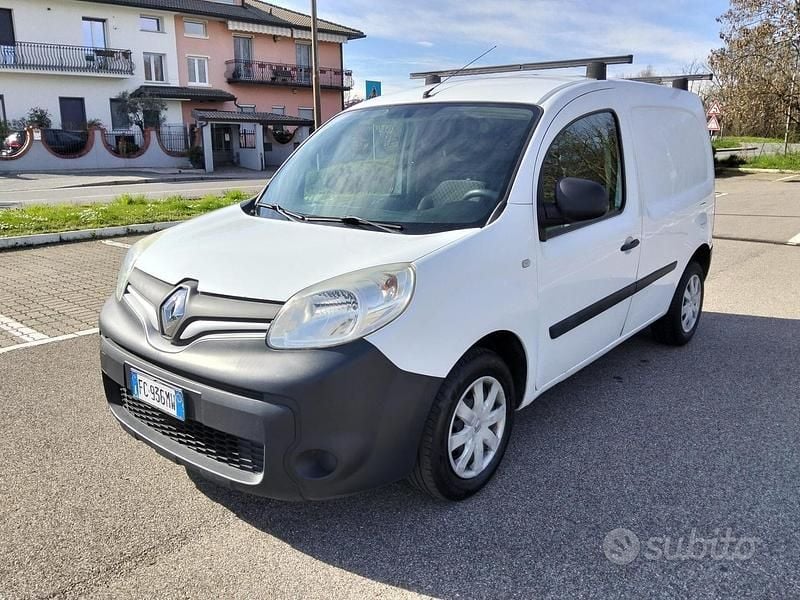 Usata Renault Kangoo 90 CV (66 kW) 2016 Bianco Monovolume