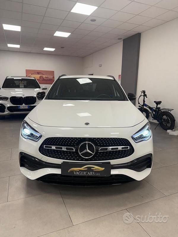 Usata Mercedes GLA200 Premium 149 CV (109 kW) 2023 Bianco SUV