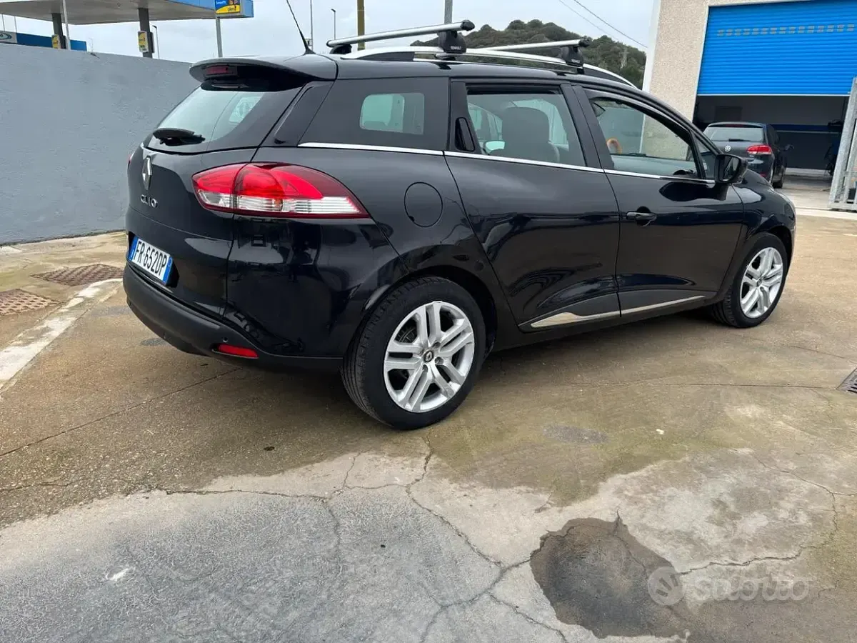 Usata Renault Clio 110 CV (80 kW) 2018 Nero Station wagon