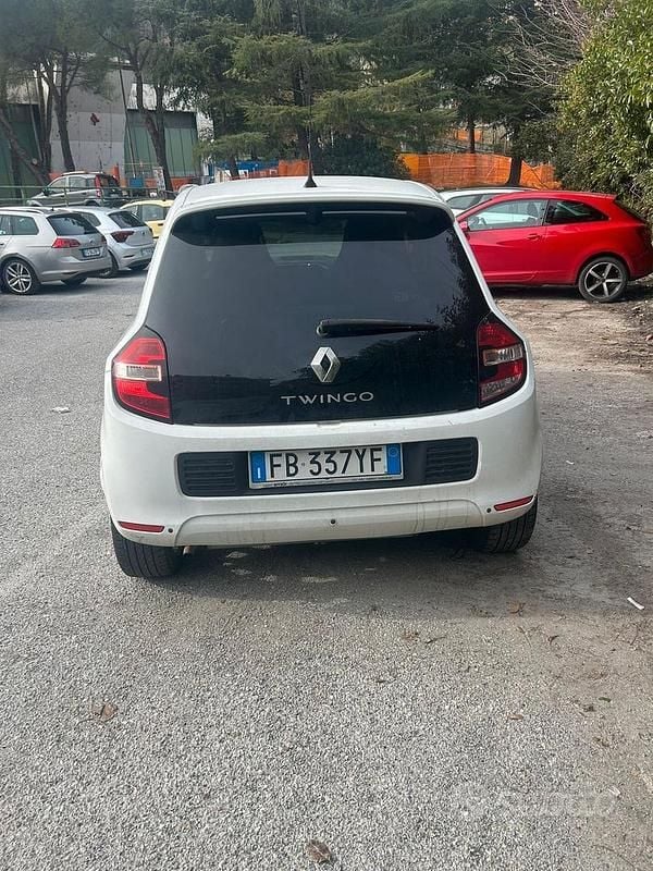 Usata Renault Twingo SE 69 CV (50 kW) 2016 Bianco Utilitaria