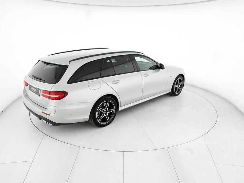 Usata Mercedes 300 Premium 194 CV (142 kW) 2020 Argento Station wagon