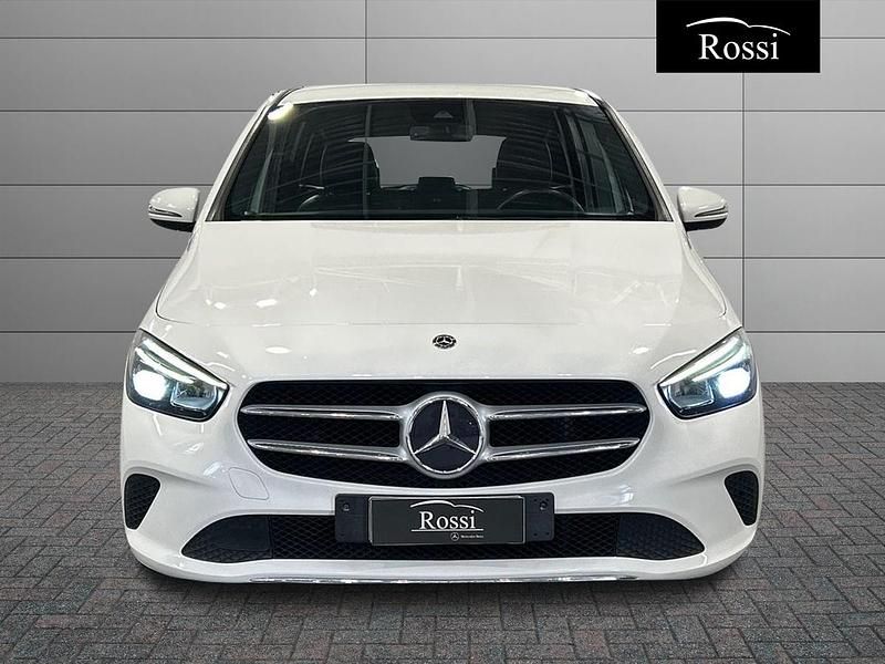 Usata Mercedes B180 Sport 116 CV (85 kW) 2019 Grigio Monovolume