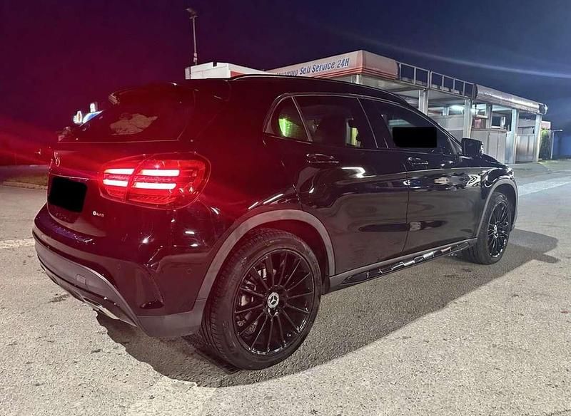 Usata Mercedes GLA200 Edition 136 CV (100 kW) 2019 SUV