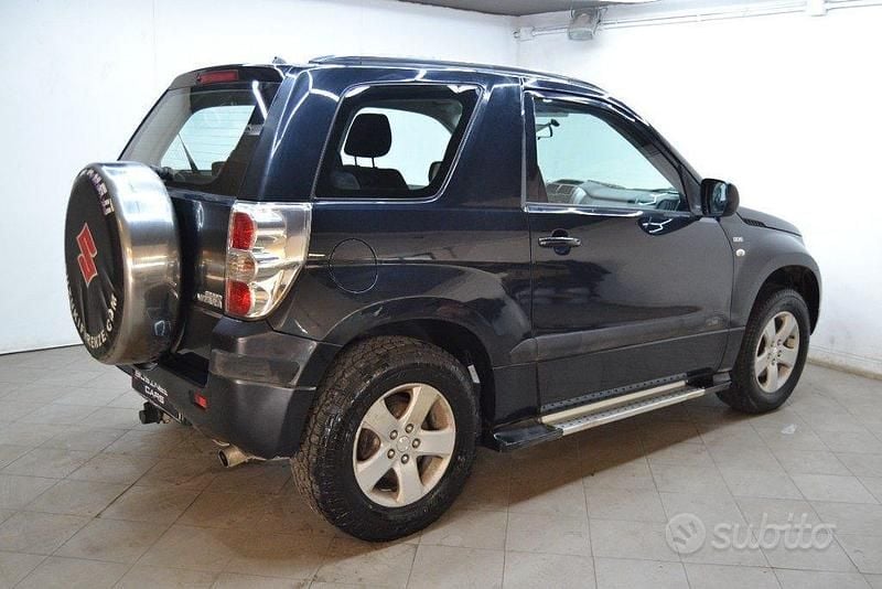 Usata Suzuki Grand Vitara 129 CV (94 kW) 2008 Nero SUV
