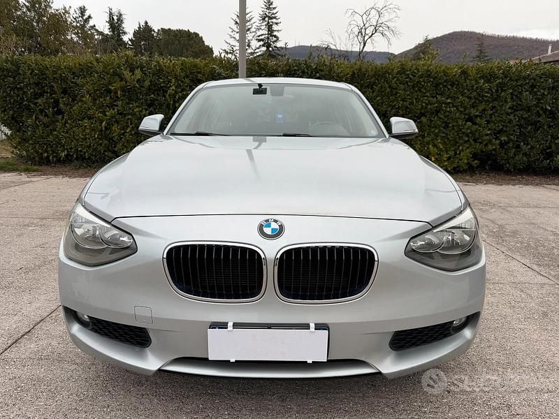 Usata BMW 116 116 CV (85 kW) 2012 Grigio Utilitaria