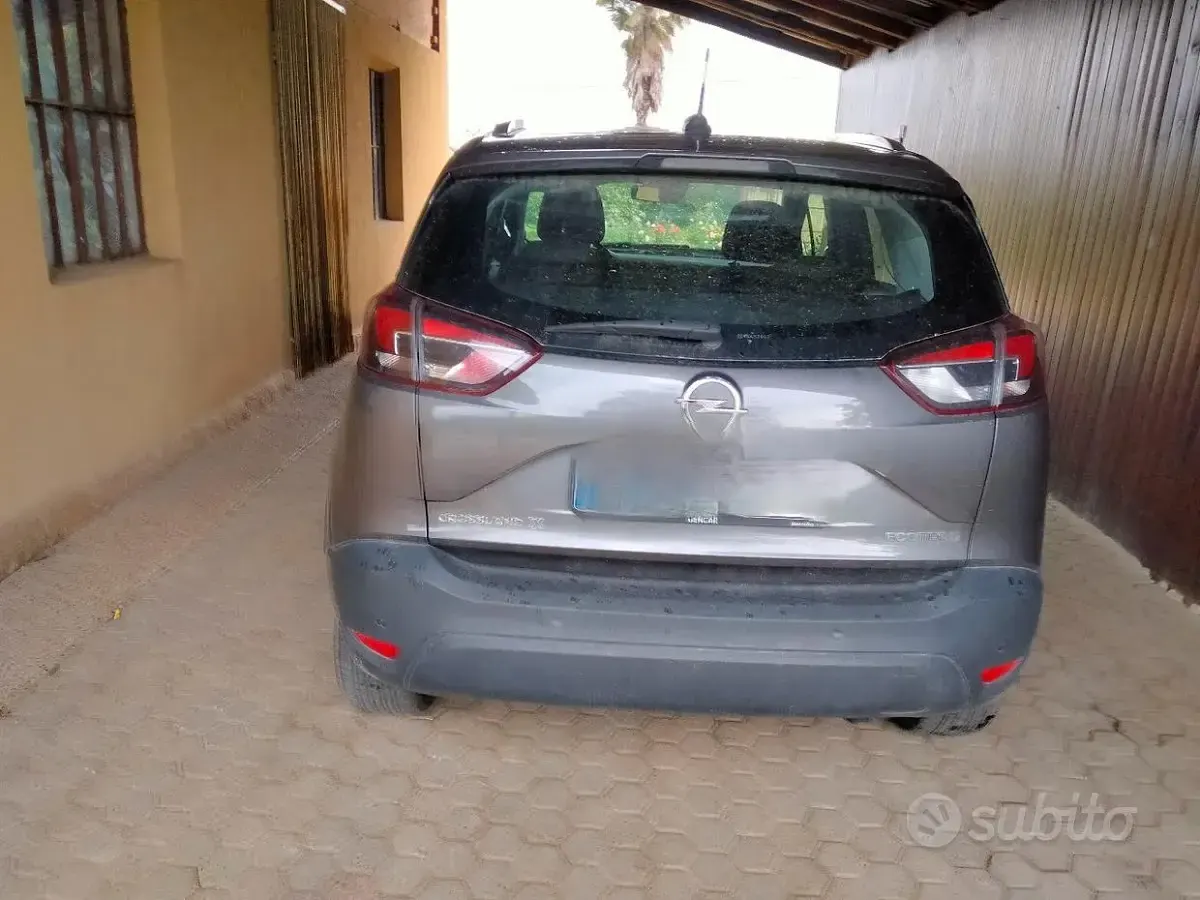 Usata Opel Crossland X S 120 CV (88 kW) 2019 Marrone SUV