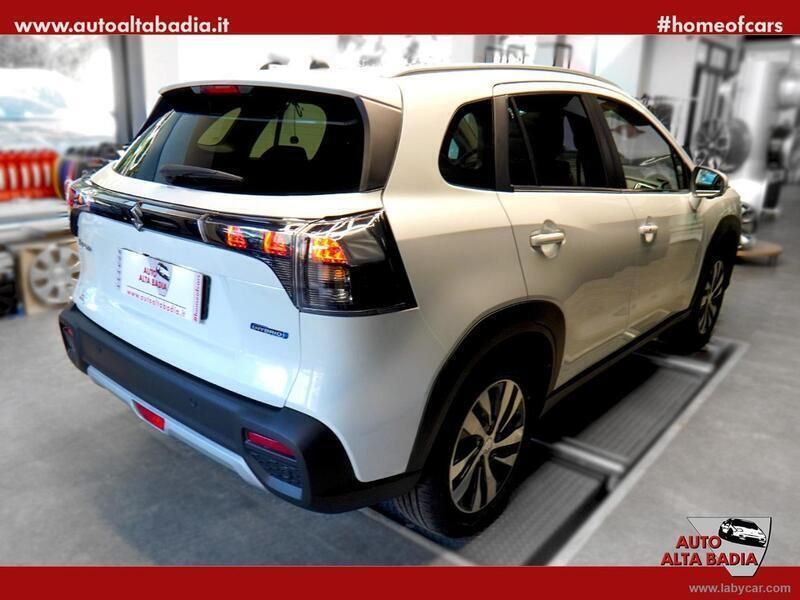 Nuova Suzuki SX4 S-Cross 101 CV (74 kW) 2025 SUV