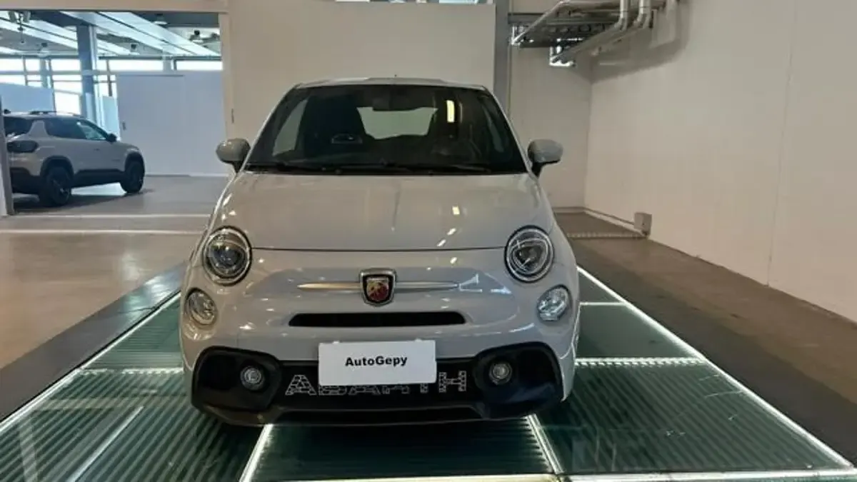 Usata Abarth 595 145 CV (106 kW) 2016 Grigio Utilitaria