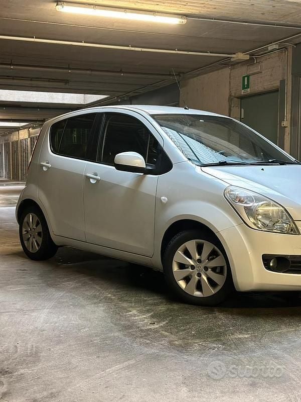 Usata Suzuki Splash 86 CV (63 kW) 2010 Bianco Utilitaria