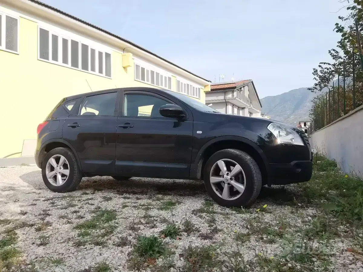 Usata Nissan Qashqai Tekna 106 CV (77 kW) 2009 Nero SUV