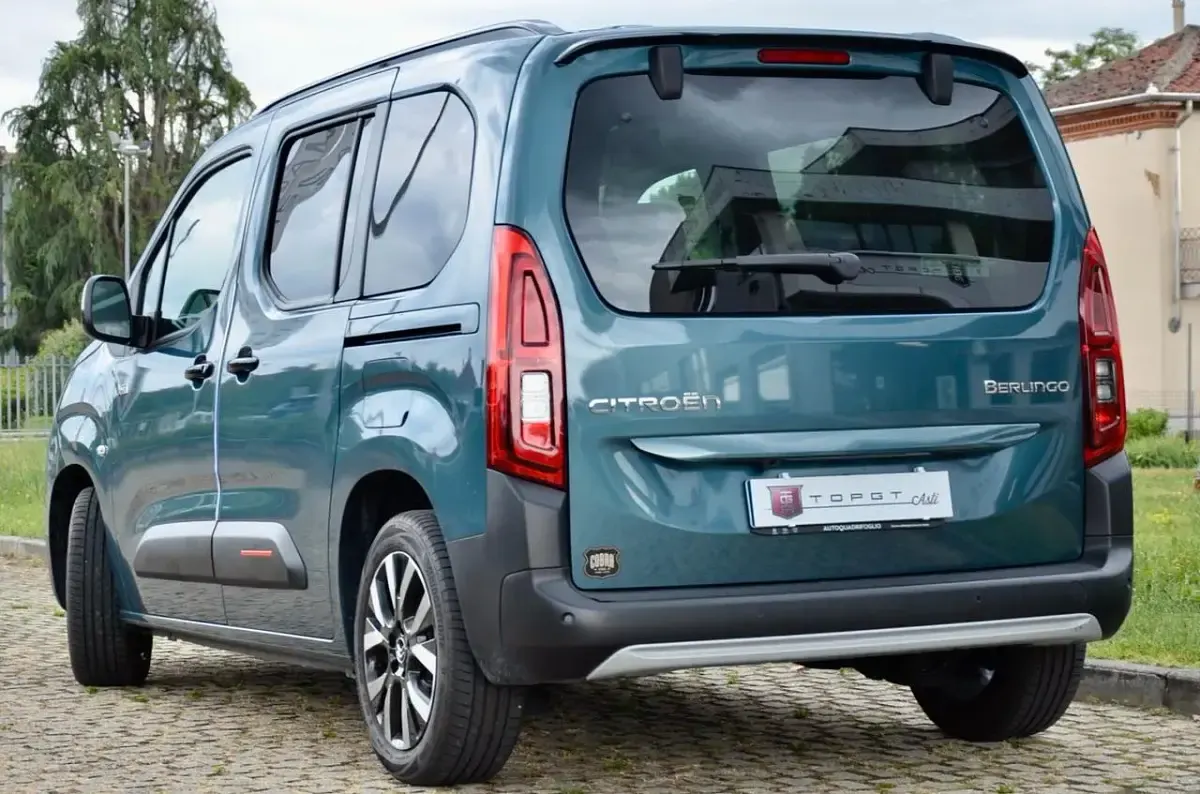 Usata Citroën e-Berlingo XTR 131 CV (96 kW) 2025 Verde Monovolume