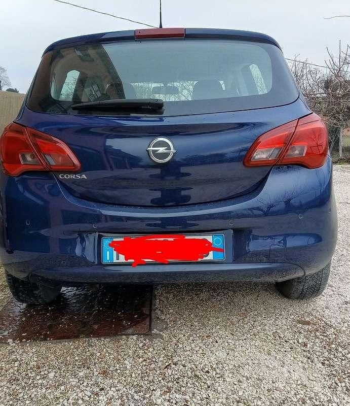 Usata Opel Corsa 90 CV (66 kW) 2015 Berlina
