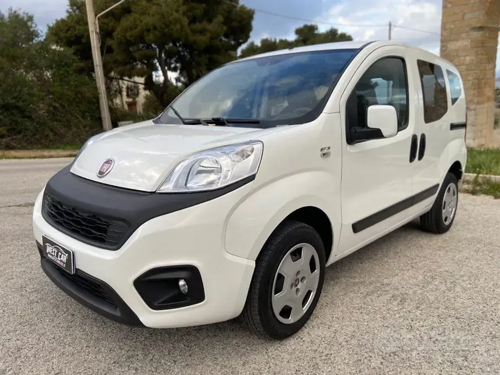 Usata Fiat Qubo Lounge 80 CV (58 kW) 2019 Bianco Monovolume