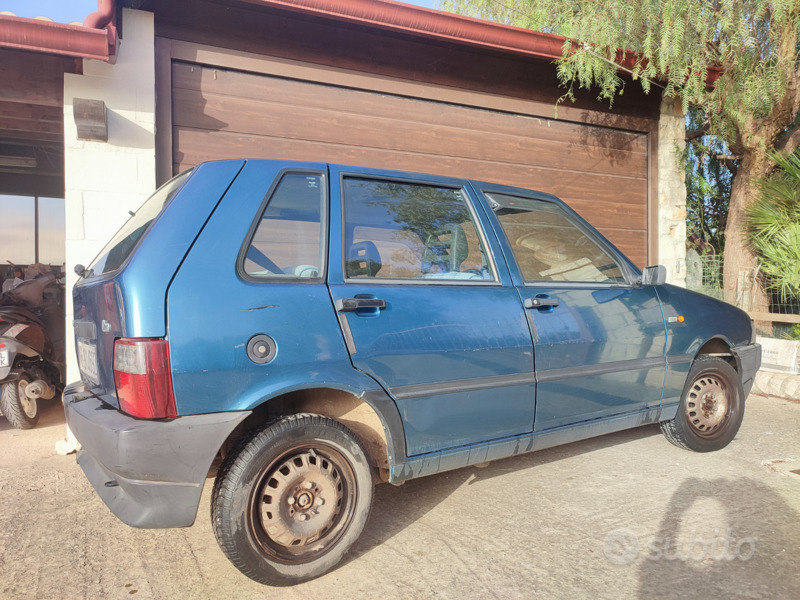 Usato 1990 Fiat Uno 1.1 Benzin 56 CV (1.300 €)