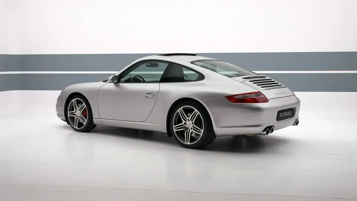 Usata Porsche 911 Carrera S 355 CV (261 kW) 2007 Argento metallizzato Coupé