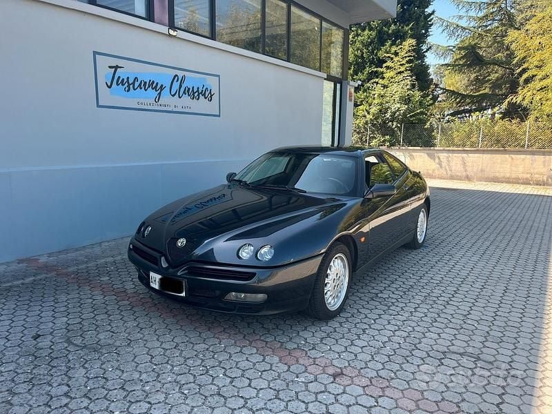 Occasion Alfa Romeo GTV 201 ch (147 kW) 1995 Noir Coupé