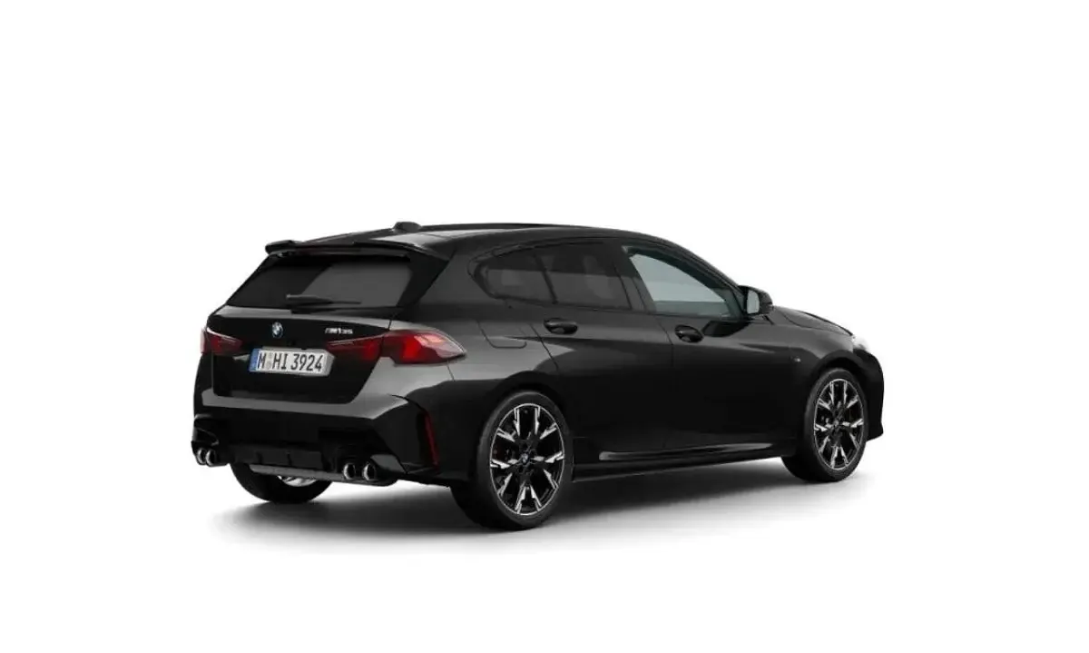 Nuova BMW M135 M Sport 300 CV (220 kW) 2026 Nero / metallizzato Utilitaria
