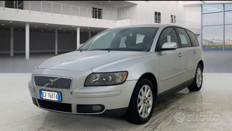 Usata 2006 Volvo V50 Station wagon | 1990 € (Super prezzo) - Immagine 1/4