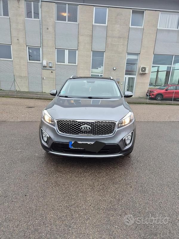 Usata Kia Sorento 200 CV (147 kW) 2016 Grigio SUV