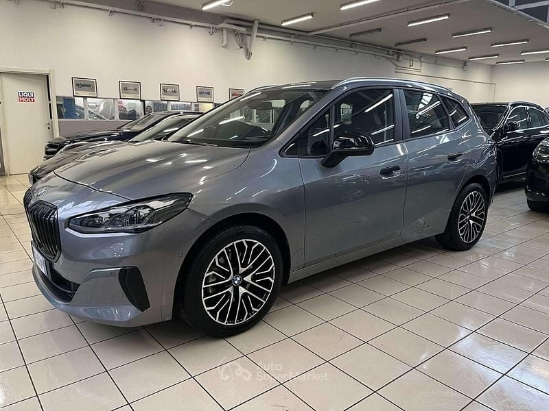 Grigio Usata 2023 BMW 218 Active Tourer Monovolume | 27.500 € (Ottimo prezzo) - Immagine 1/4