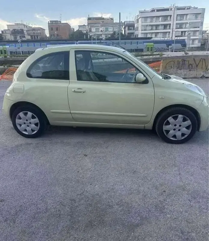 Usata Nissan Micra 86 CV (63 kW) 2007 Berlina