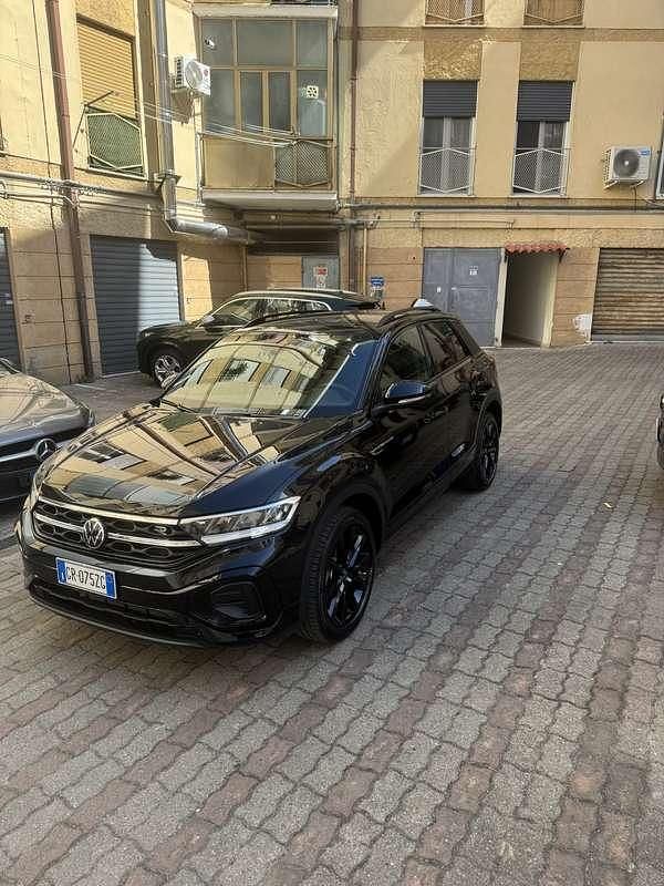 Usata VW T-Roc R-line 116 CV (85 kW) 2023 SUV