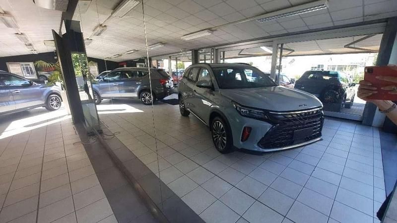 Nuova DFSK Fengon 184 CV (135 kW) 2025 Argento SUV