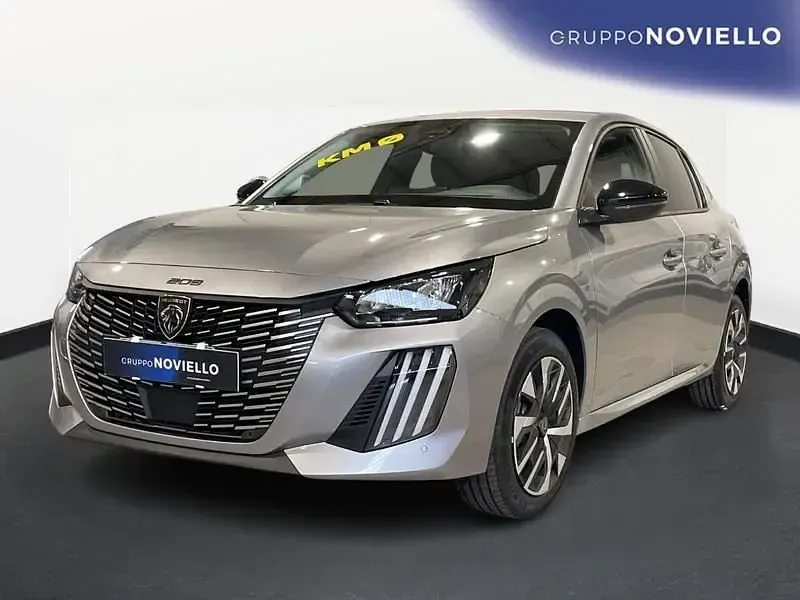 Usata Peugeot 208 Allure 101 CV (74 kW) 2025 Utilitaria