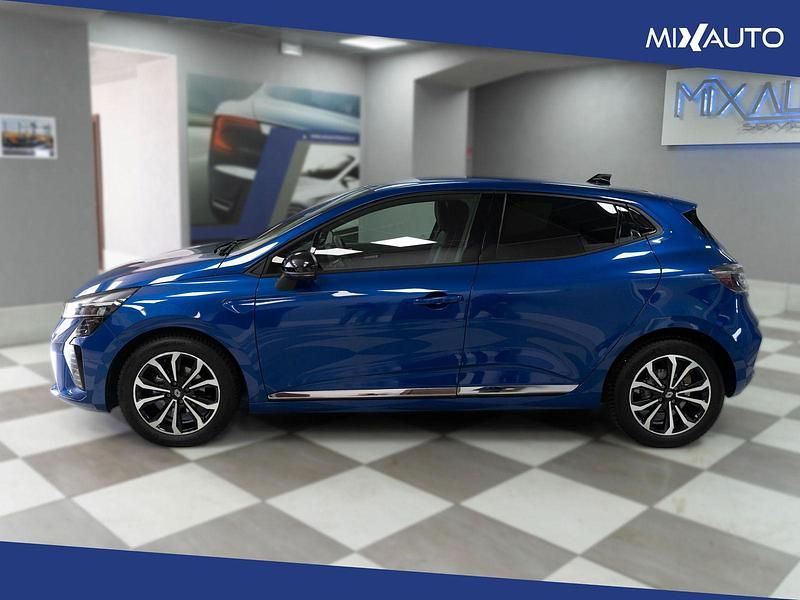 Usata Renault Clio V Techno 91 CV (66 kW) 2025 Bluazzurro Berlina
