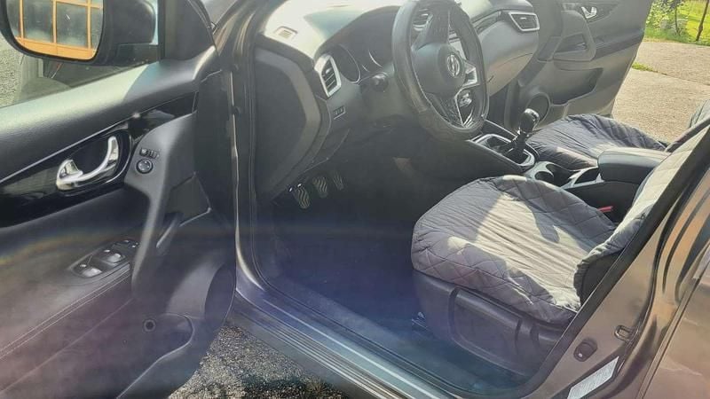 Usata Nissan Qashqai N-TEC 116 CV (85 kW) 2020 Grigio SUV