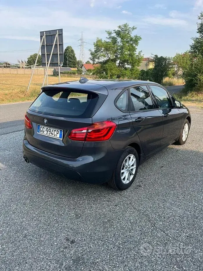 Usata BMW 216 Active Tourer Luxury Line 109 CV (80 kW) 2021 Grigio Monovolume