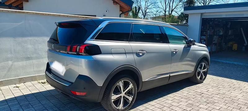 Usata Peugeot 5008 Allure 131 CV (96 kW) 2019 Grigio SUV