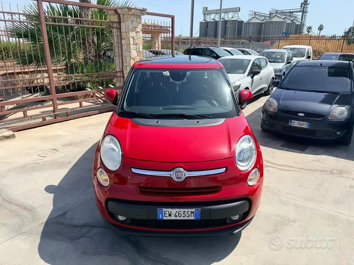 Usata Fiat 500L Lounge 105 CV (77 kW) 2014 Rosso Monovolume