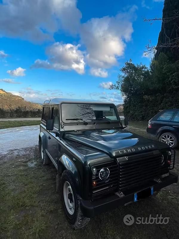 Usata Land Rover Defender 2009 Verde SUV