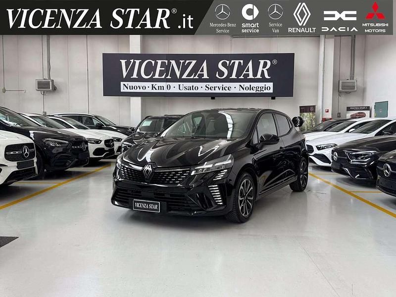 Usata Renault Clio V Techno 90 CV (66 kW) 2025 Nero etoile Berlina