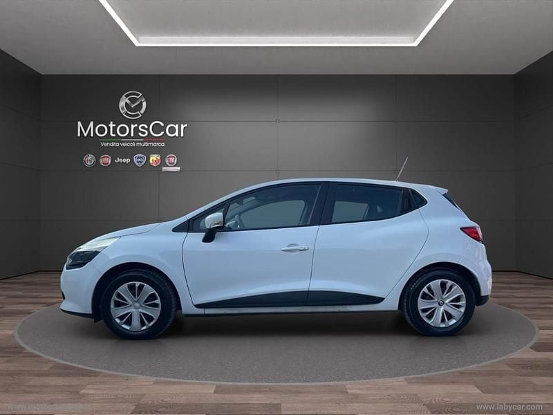 Usata Renault Clio IV Life 75 CV (55 kW) 2016 Bianco Berlina