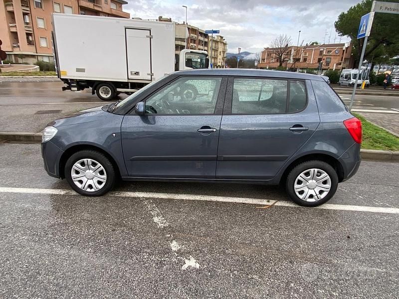 Usata Skoda Fabia 2007 Grigio Berlina