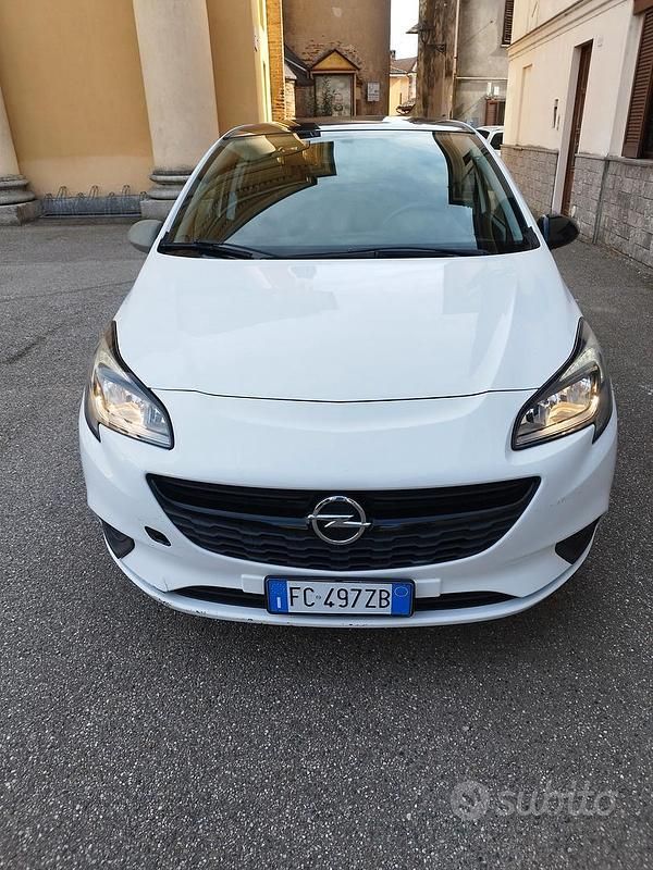 Usata Opel Corsa 90 CV (66 kW) 2016 Bianco Utilitaria