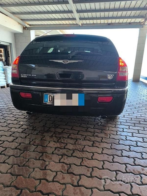 Usata Chrysler 300C 218 CV (160 kW) 2006 Nero Station wagon