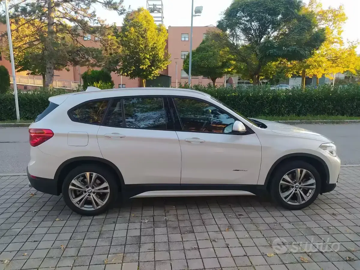 Usata BMW X1 190 CV (139 kW) 2015 Bianco SUV