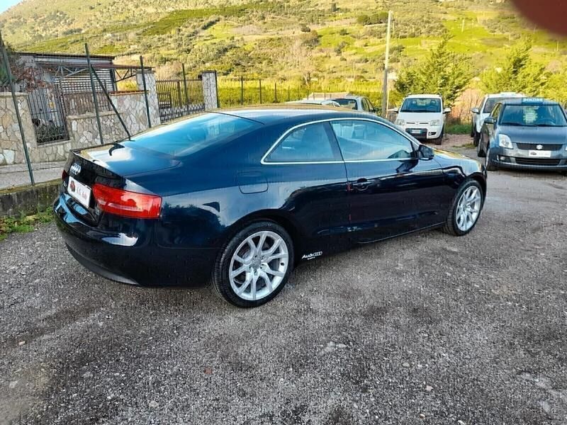 Usata Audi A5 Ambition 170 CV (125 kW) 2011 Blu Coupé