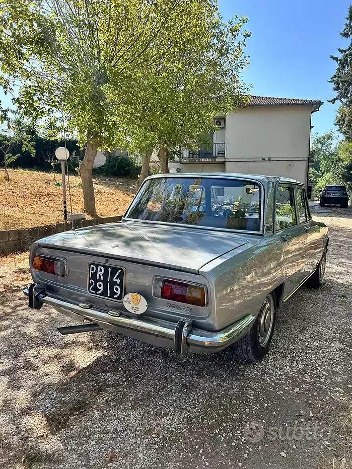 Usata Alfa Romeo 1750 131 CV (96 kW) 1970 Grigio Berlina