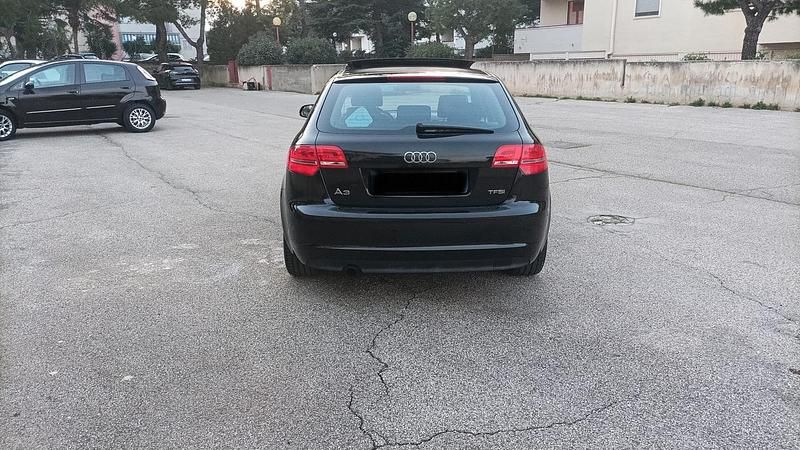 Usata Audi A3 Young 104 CV (76 kW) 2012 Nero Berlina