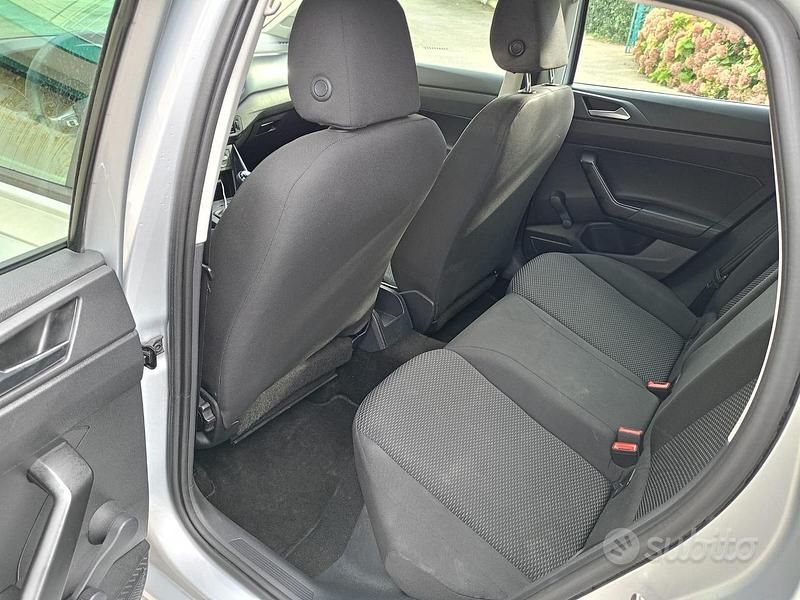 Usata VW Polo Comfortline 80 CV (58 kW) 2018 Argento Berlina