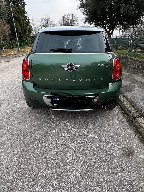 Usata Mini Countryman 111 CV (81 kW) 2015 Verde SUV